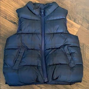 Old Navy navy/black plaid frost free puffy vest